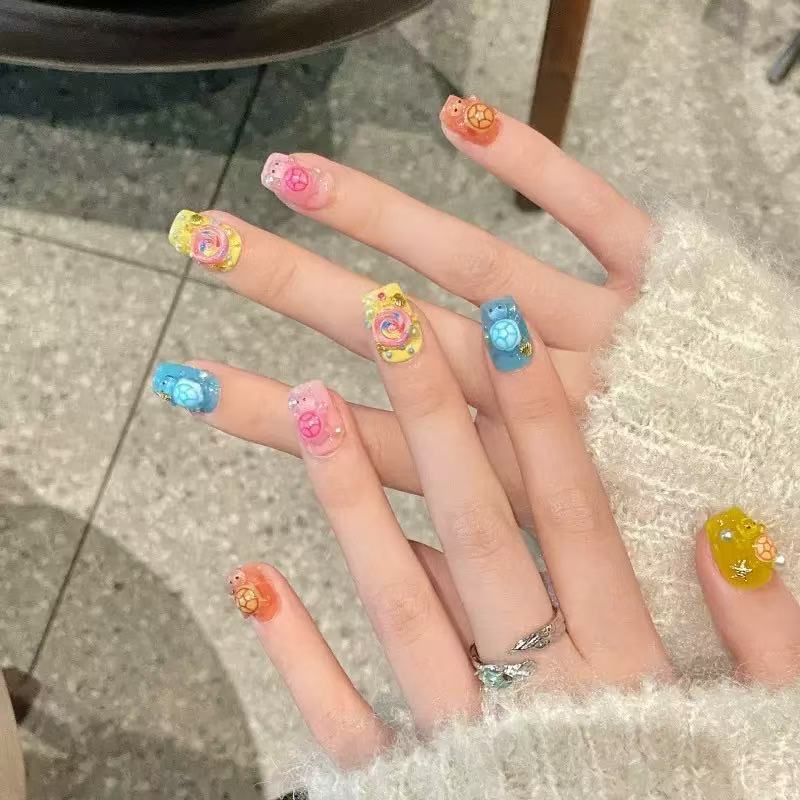 Nail Art Design - 100 Mini Bunte Schildkröten-Harz-Charms Flache Cabochons